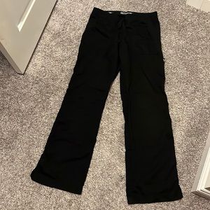Grey’s Anatomy black women’s cargo scrub pants size small